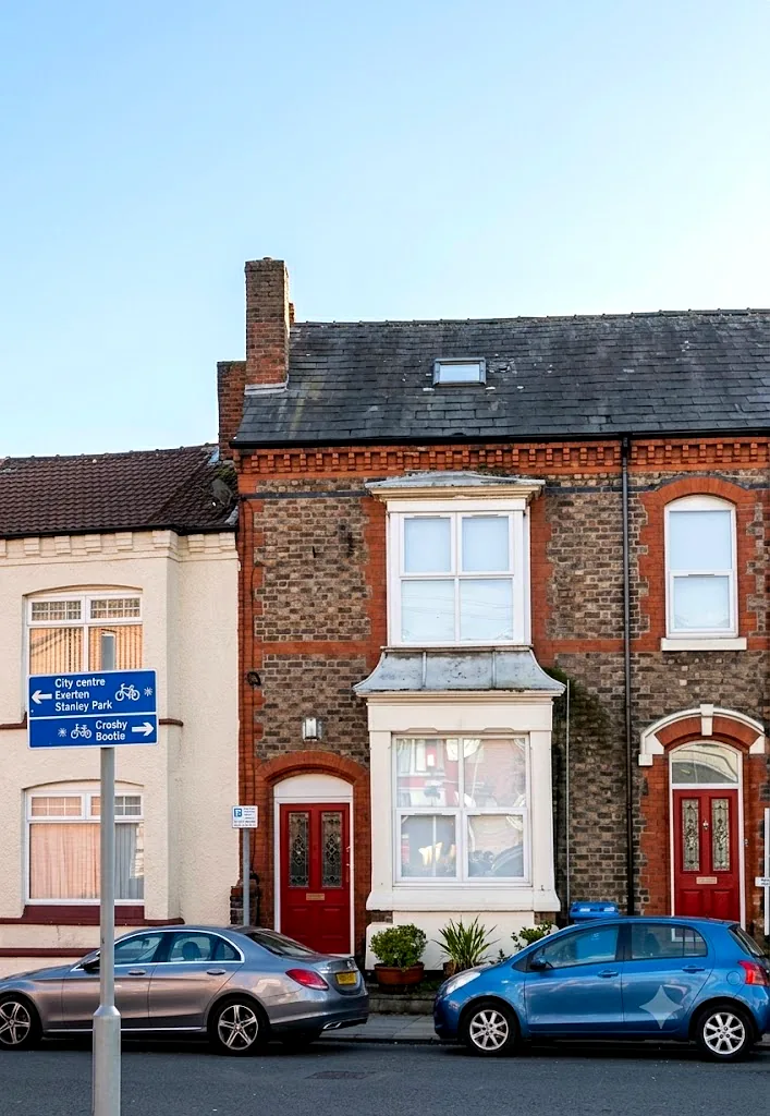 132 Walton Village